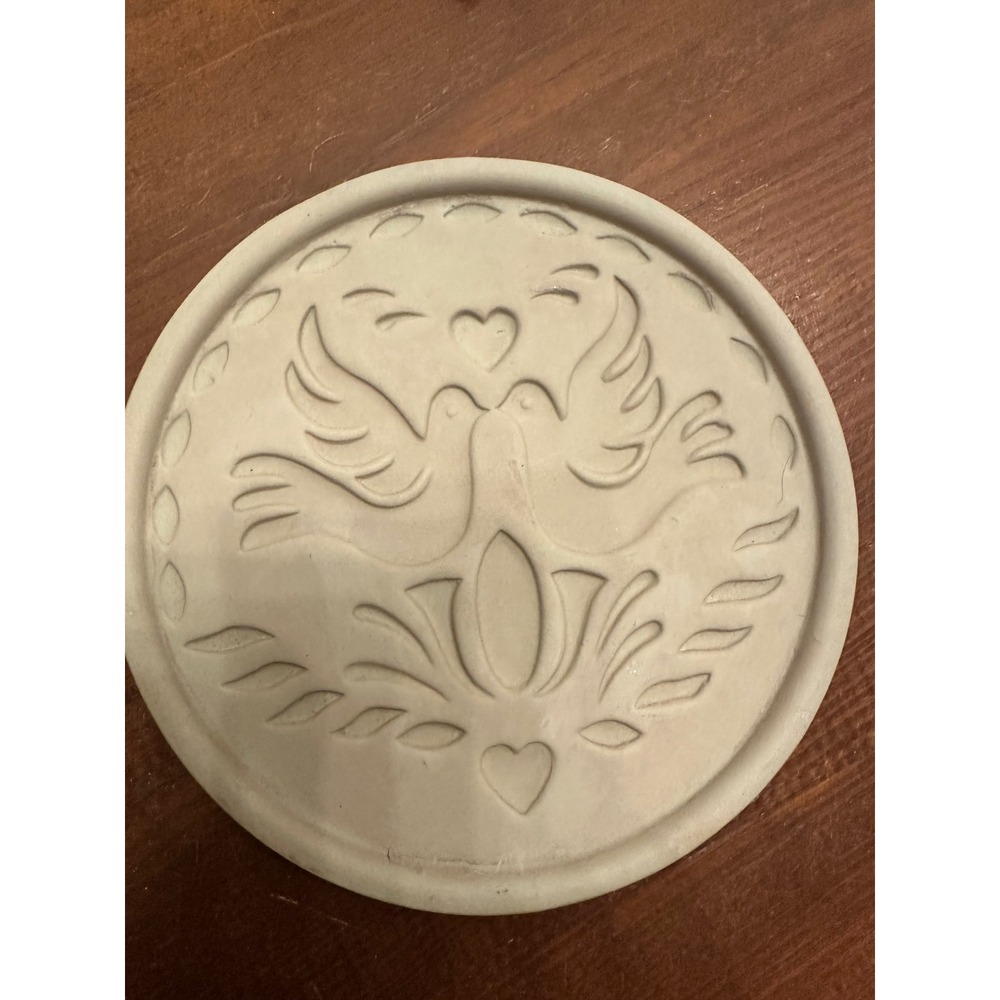 Hermitage Pottery 1999 Doves and Hearts Stoneware Cookie Mold 6 Inch Round